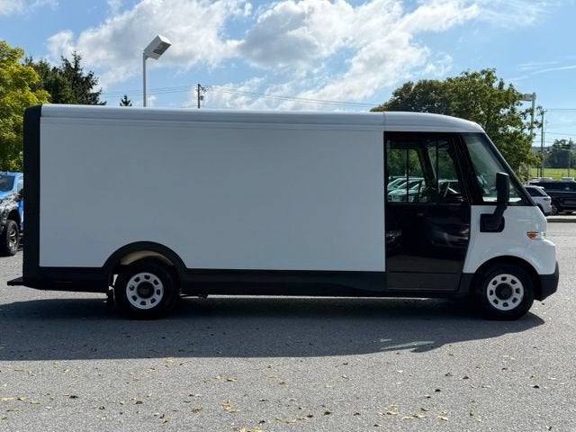 2024 BrightDrop Zevo 600 EJY