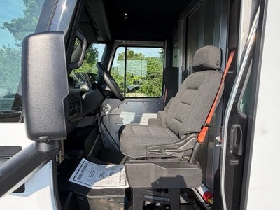 2024 BrightDrop Zevo 600 EJY