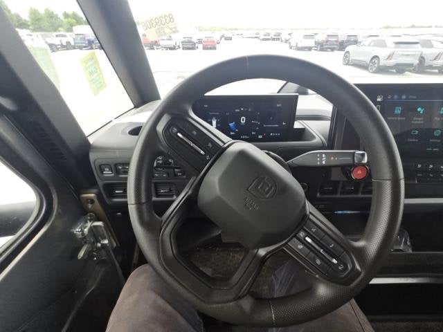 2024 BrightDrop Zevo 600 EJY